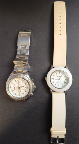 Coppia orologi - di,
