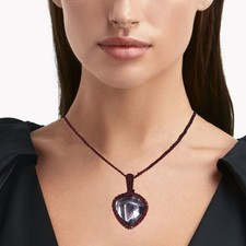 Collana in macramè con