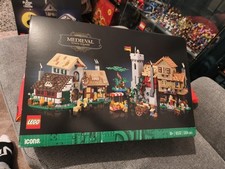 LEGO Icons 10332 Medieval Town