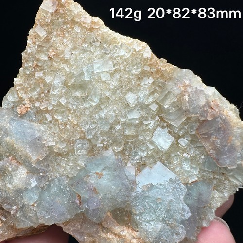 Fluorite fantasma naturale - , su