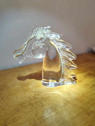 Scultura vetro testa di - in,