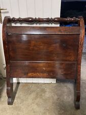 letto singolo antico a barca in legno massiccio fine 800, lucidato.