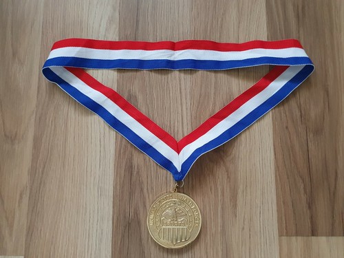 Armed forces sport gold - us,
