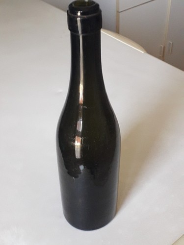 Stock vecchie bottiglie - -, 36