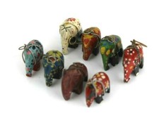Collezione 8 ELEFANTI in legno DIPINTI A MANO colorati Ciondolo Indiano Statuina