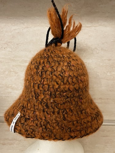 Cappellino fatto mano - fatto, a
