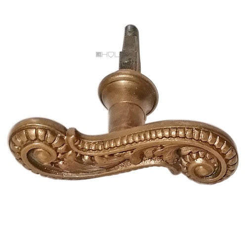 Oliva finestra antico - oliva,