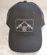 Cappello snapback doppio AR 15