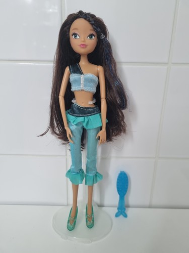 Bambola winx club layla - bambola,