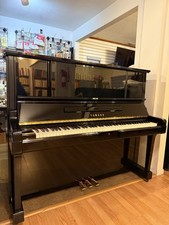 Yamaha UX3 Concert Upright