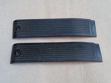 Coppia fermi moquette