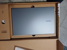 Samsung Galaxy Book 4 i3-1315U 8GB 256Gb PC portatil/ Notebook - NUOVO sigillato