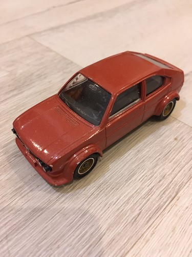 Ancienne alfa romeo alfasud - alfa, au