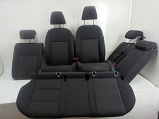 SET COMPLETO DI SEDILI /