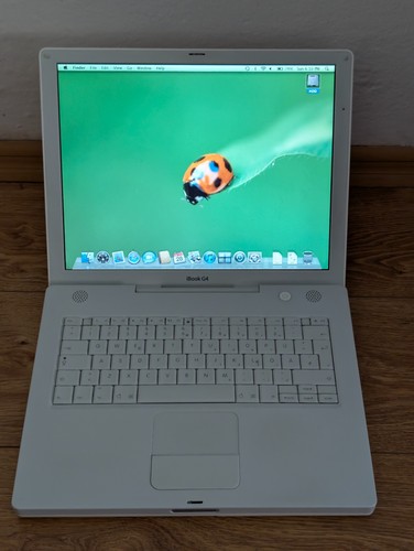 Apple ibook computer - ibook,