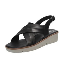 Nakoa Sandali In Pelle Con