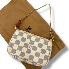 Louis Vuitton Pochette