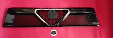 Mascherina anteriore nera completa di scudo per Alfa Romeo 75 versione USA