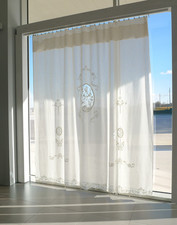 Tenda Ricamata in Misto Lino
