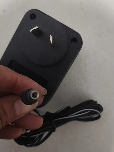 Plug charger per - au, pedale