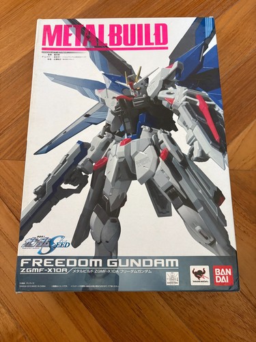 Bandai metal build freedom - bandai,