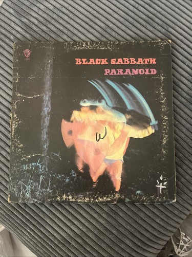 Black sabbath paranoid - black,