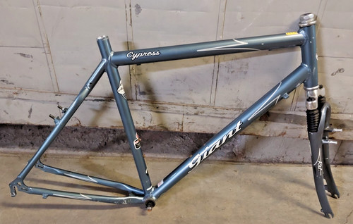 2012 giant cypress comfort - 2012,