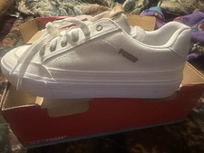 Sneakers donna Puma Court