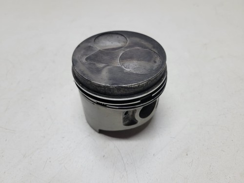 Kubota d1105 piston - kubota,