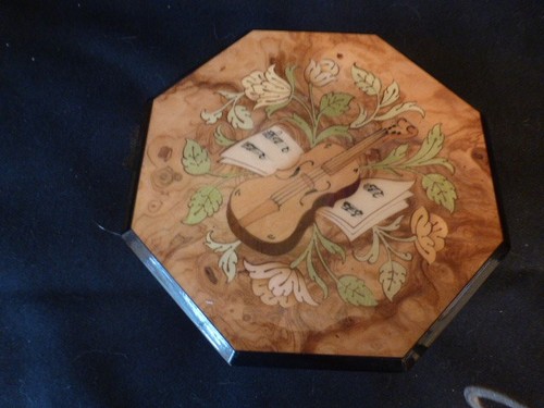 Music box sorrento torna a - music, "torna