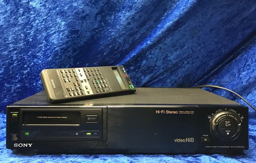 Magnétoscope vidéo8 hi8 - /,