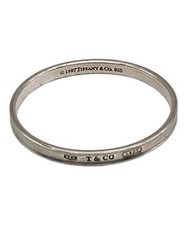 Bracciale stretto in argento