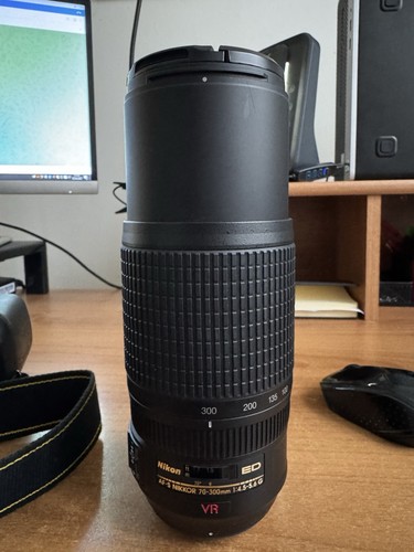 Nikon nikkor 70 300mm - af-s,