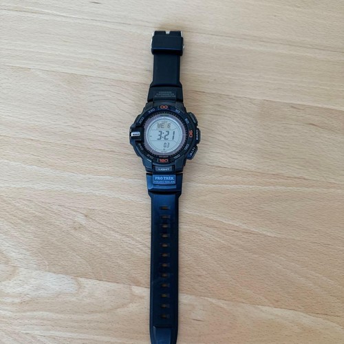 Orologio digitale solare