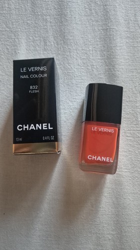 Chanel vernis nail colour - chanel,