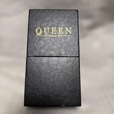 QUEEN Single CD Box