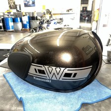 19-25 Kawasaki W800 Fuel Tank