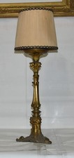 Lume antico petrolio in - a,