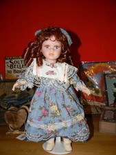 @ Bambola in porcellana