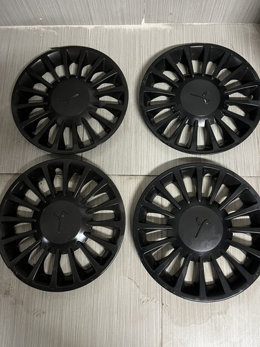 Copricerchi borchie lancia - borchie,