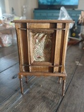 Radio vittoriana vintage fatta