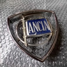 SCUDETTO STEMMA FREGIO MASCHERINA ANTERIORE LANCIA FULVIA COUPE NOS
