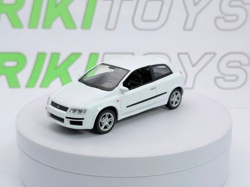 Fiat stilo porte - norev, 1/43