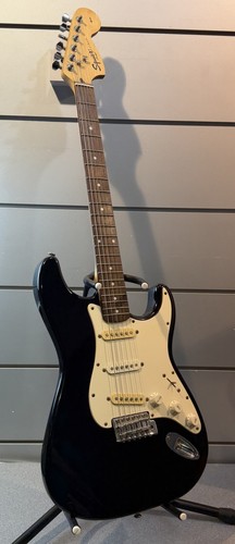 Black squier strat affinity - squier,