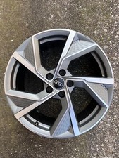 2 Cerchi in lega Originale Audi A3 S3 8Y S-Line 19''