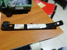 TRAVERSINO STAFFA SUPPORTO PEDANA DX ORIG.PIAGGIO BEVERLY 125 200 250 620070