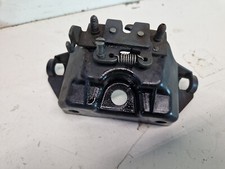 PIAGGIO VESPA GT 125 200 L 04 SUPPORTO SERRATURA SELLA STAFFA CHIUSURA