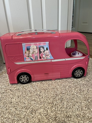 Barbie camper pop - up, dolls