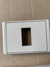 Supporto /cover   Serie tekne