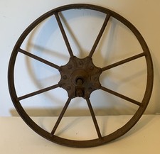 Carrozza a raggi in acciaio primitivo vintage ruota-carrello a freccia decorazione fattoria